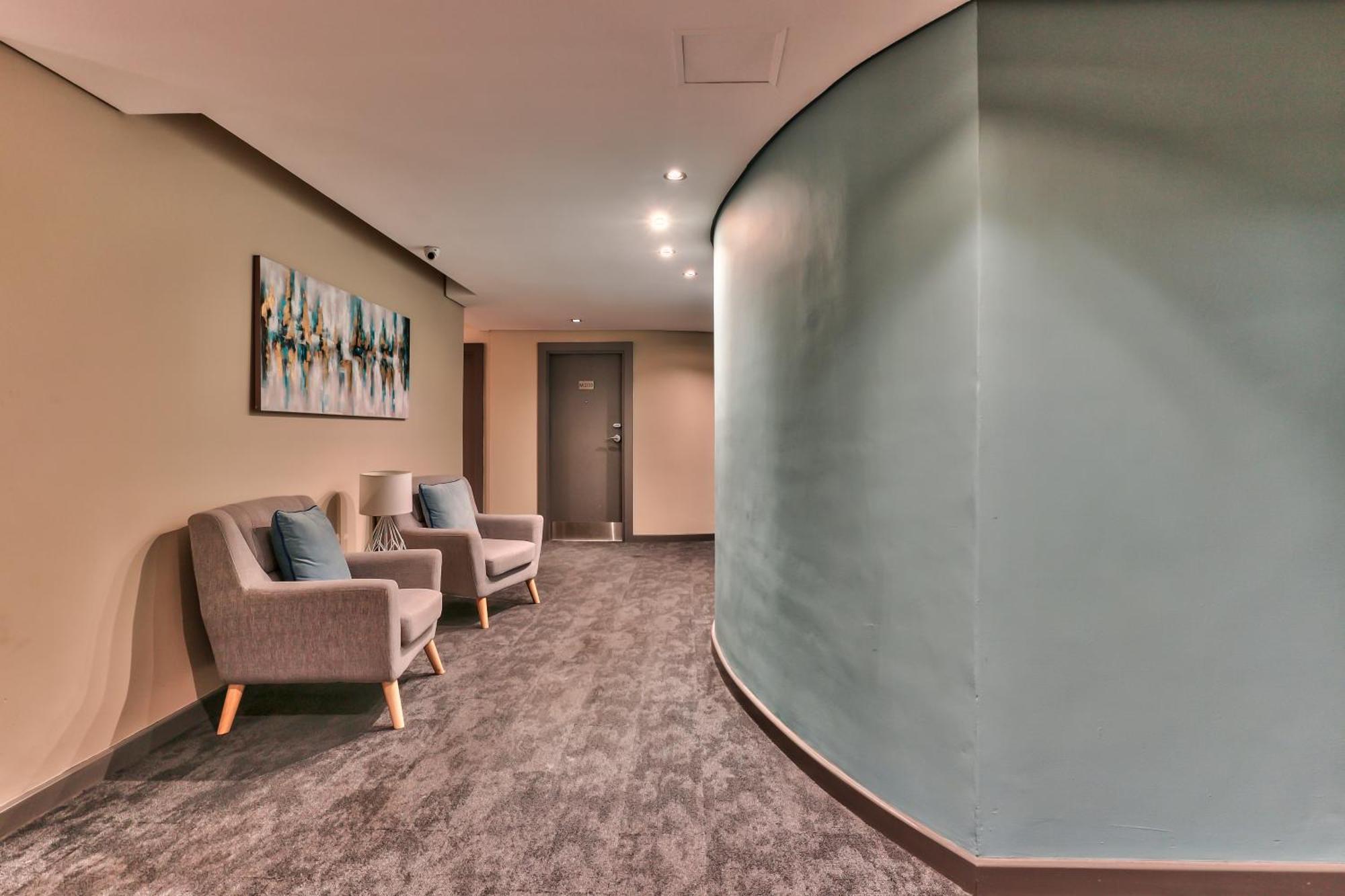 Wink Aparthotel Foreshore ケープタウン エクステリア 写真